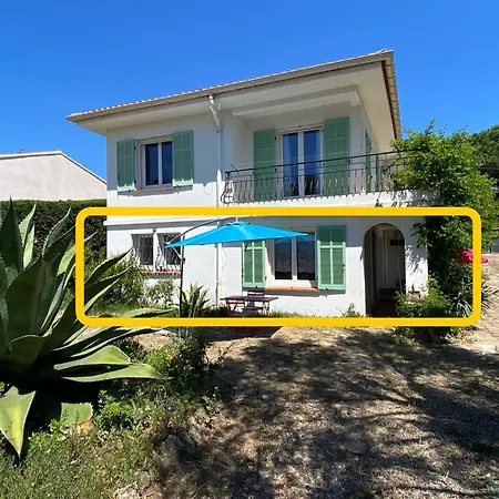 Chez Madou, T1 En Bas De Et Rez De Jardin A 900m De La Et Des Commerces *