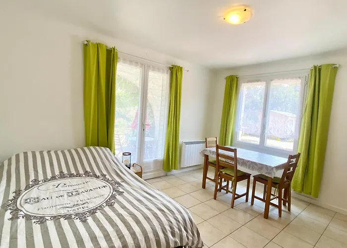 Chez Madou, T1 En Bas De Et Rez De Jardin A 900m De La Et Des Commerces Διαμέρισμα *
